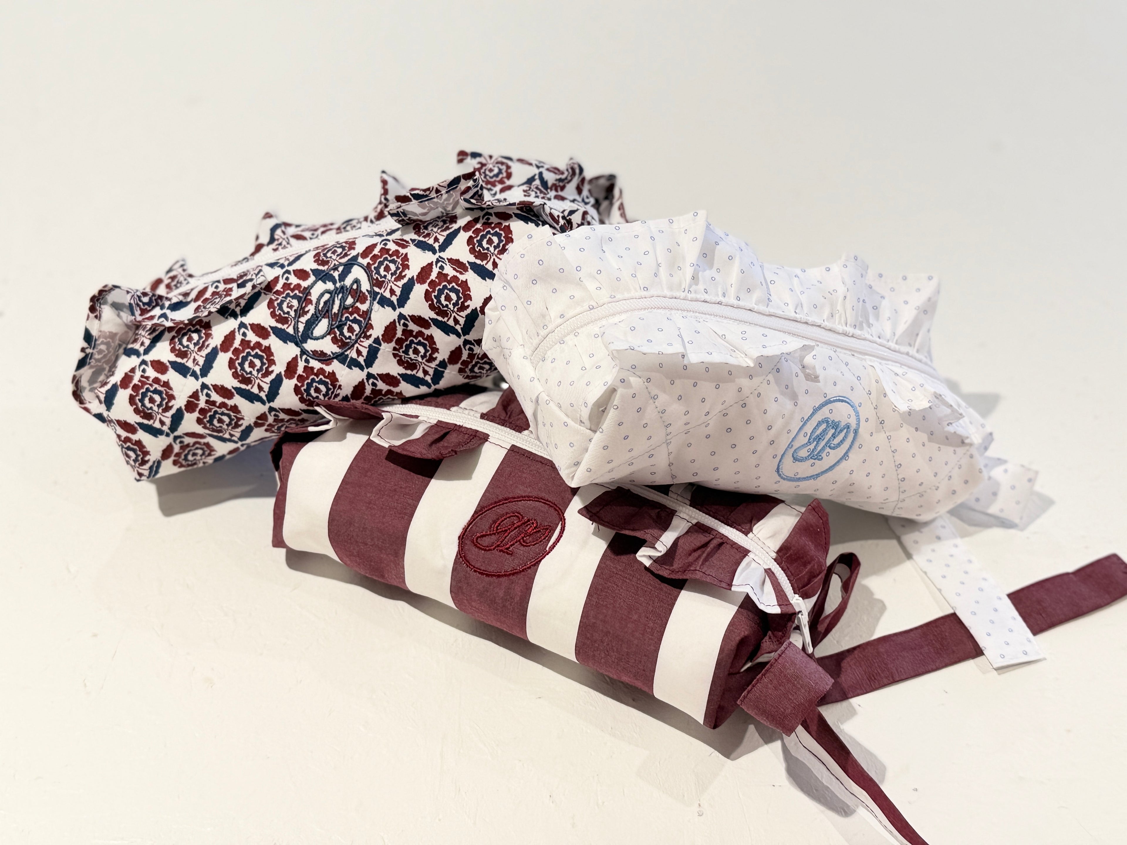 The Embroidered Bow Case